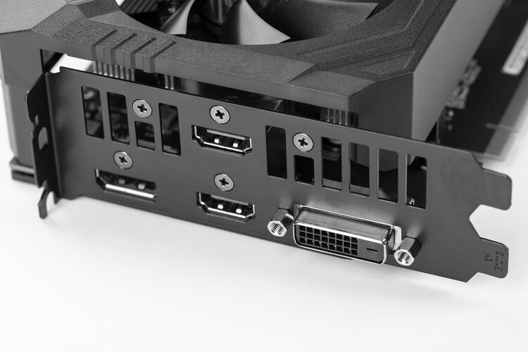 接続端子|基本はHDMI、アナログはVGAなど、パソコン合う端子をチェック!