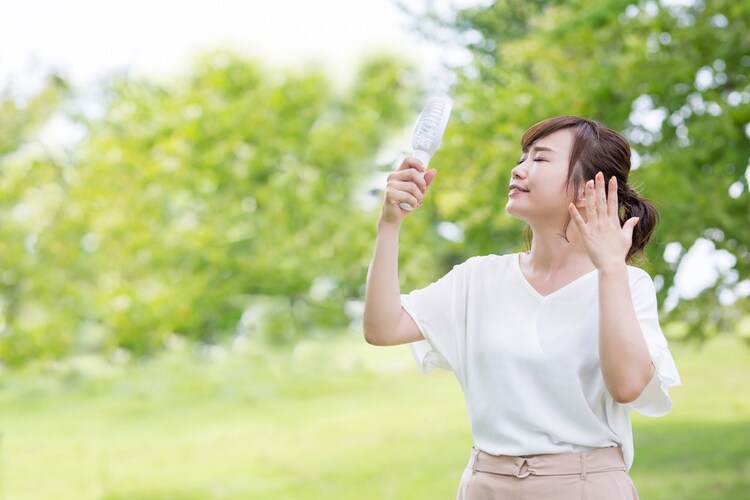 メリット|どこでも持ち運べて涼しい