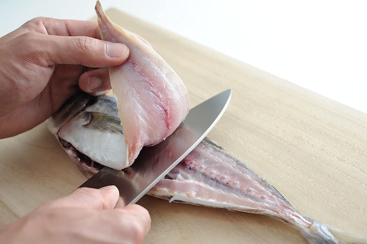 出刃包丁は魚料理が多い方にぴったり