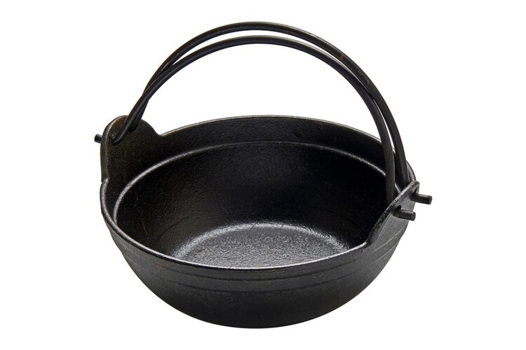南部鉄器など鉄製すき焼き鍋はシーズニングが必要