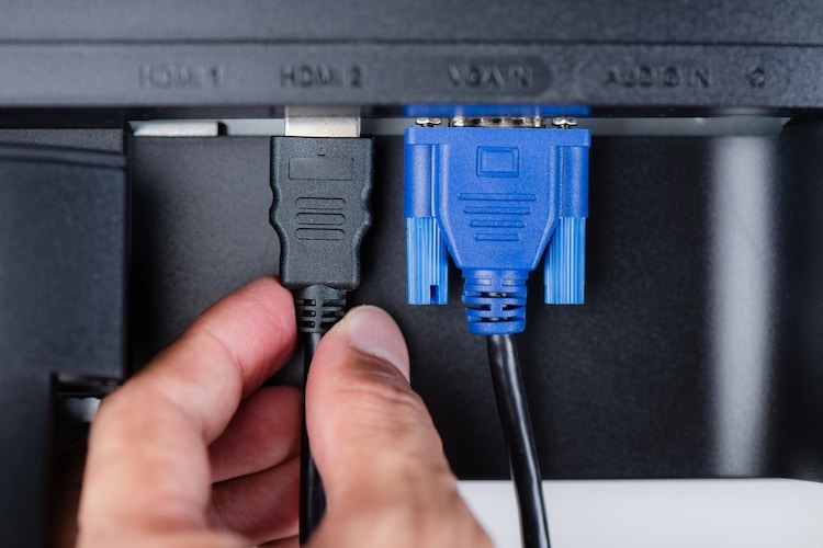 対処法3：HDMIなどの映像ケーブルを確認する
