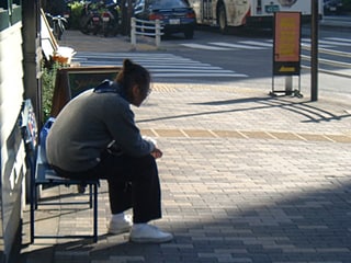 20歳代も30歳代も死因の第1位は自殺