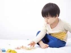 モンテッソーリメソッド Amazon.com: AmazingJoy Balance Beam Wooden Balance Board