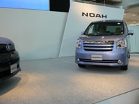 真打ちを名乗る新型「ヴォクシー/ノア」