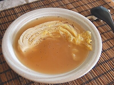 まるごと白菜のガーリックスープ