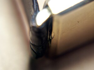 裏蓋開けちゃダメ～