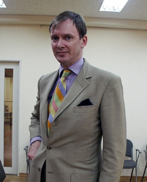 JASON AMESBURY氏