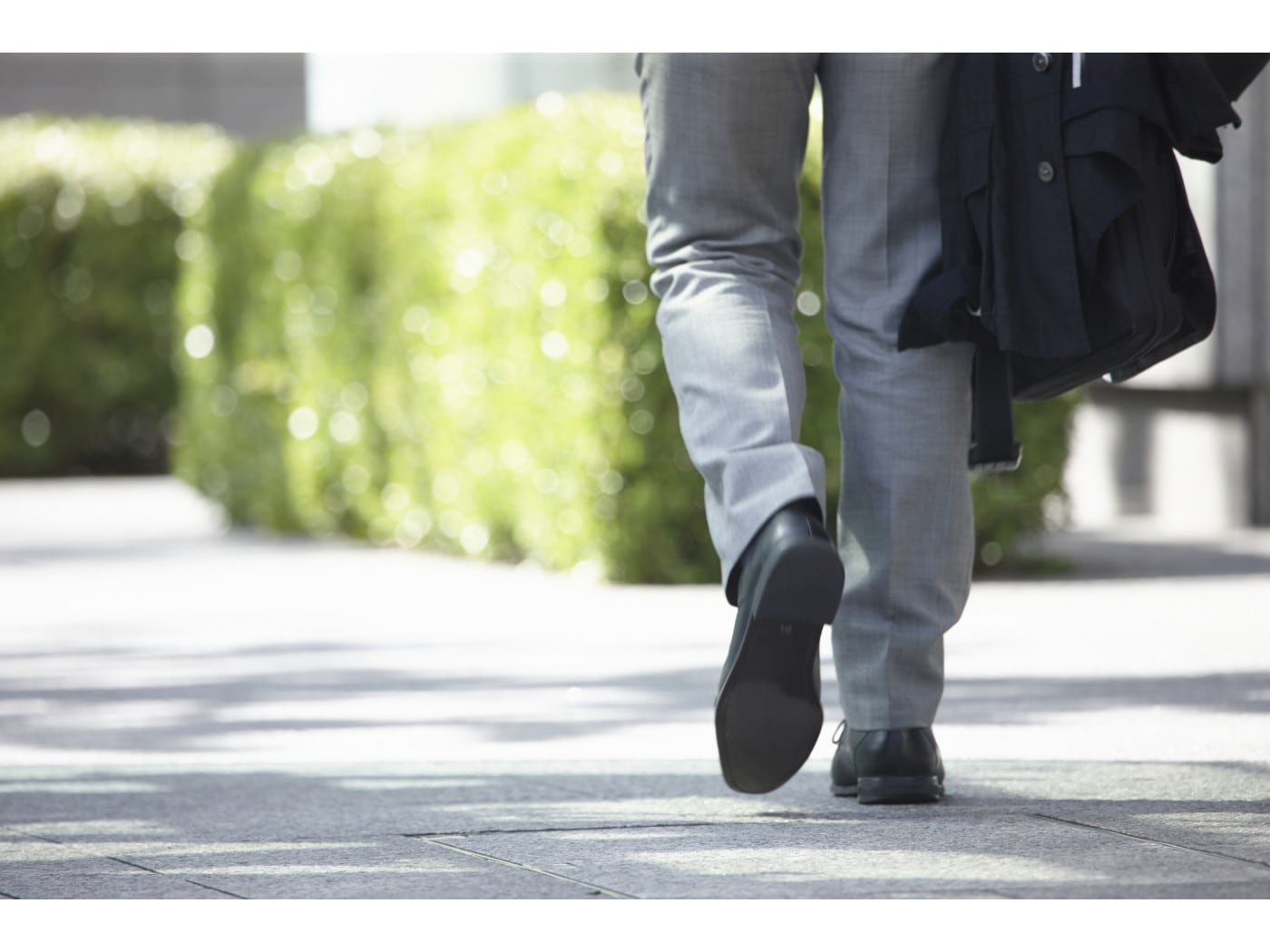 ジ・浅草コブラーのツイステッドラストシューズに注目 [メンズ