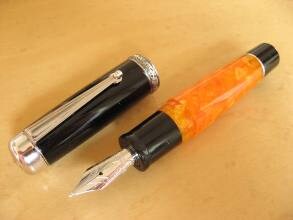 コンパクトな本格万年筆を持つ喜び [ステーショナリー・文房具] All About