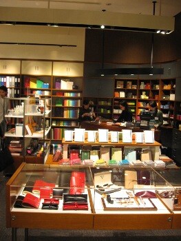 デルフォニックス丸の内店