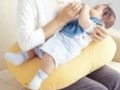 授乳枕の元祖　マーナのらくらくクッション