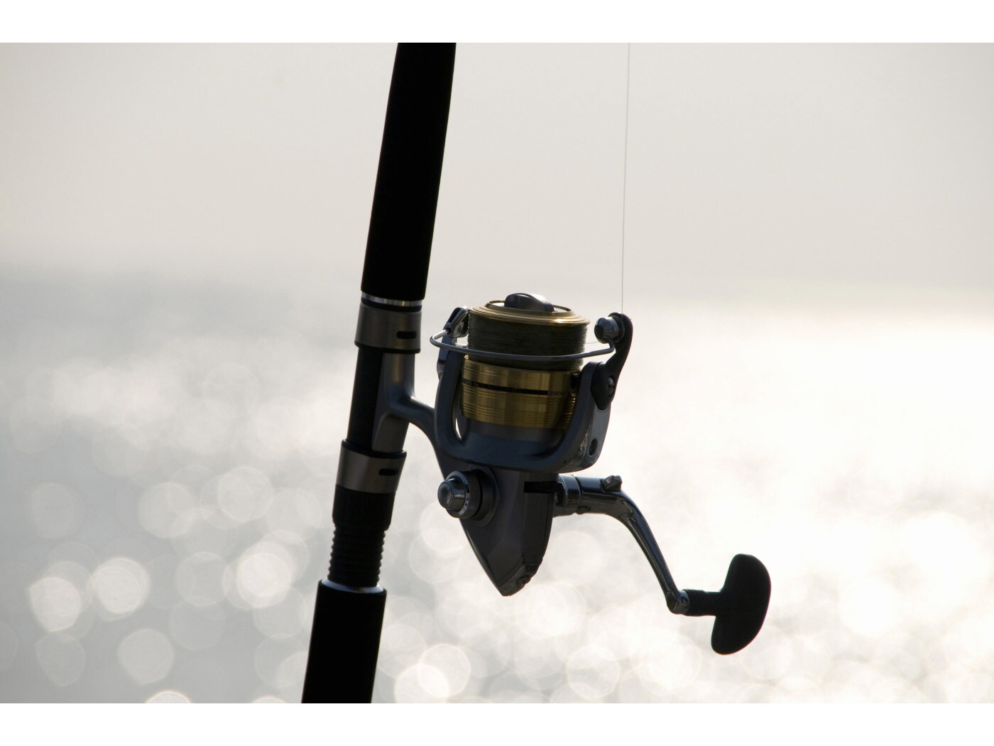 タイイングでフライを自作するための道具！釣り道具の選び方や作り方