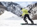 パウダースノーの滑り方！初心者向け新雪を滑走するコツ