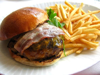 バーガーは断然！ 六本木のあの店で！