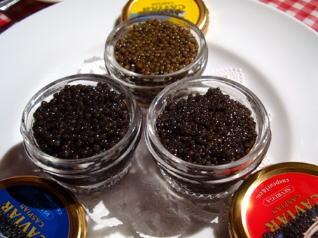 官能的味わいの世界（キャビア）