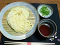 ゆずうどんを打つ