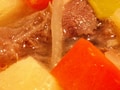 煮込むだけのあつあつポトフをワインと。
