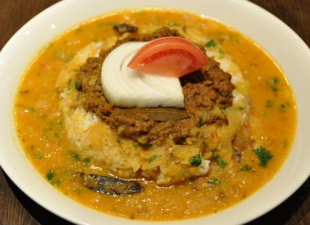 刺激的インドカレー【トプカ・神田須田町】