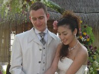 ガーデンウェディングのドレス選び