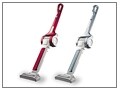 動きがユニークな掃除機「ピボットフロアバスター」