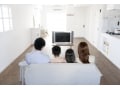テレビ設置のコツ(場所/角度、照明と外光の調整）