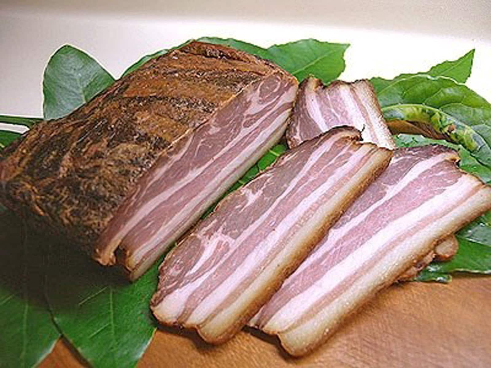 ベーコン の 作り方