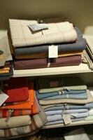 ファブリックは、重ねて存在感を出します
