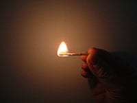 照明器具から出火！？火災を未然に防ぐには