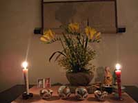 和室に和ろうそく