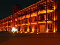 赤レンガ倉庫のライトアップ術