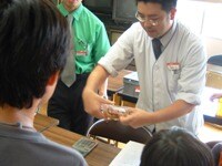 仕入れ