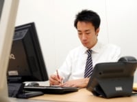 さびしい時は働くに限る？