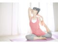 ピラティスで腹筋を鍛える！ぽっこりお腹に効くダイエット