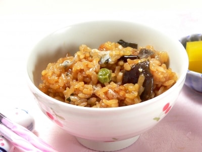 炊き込み昆布飯の卵まぜご飯 はてなｔｖレシピ食堂