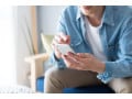 恋愛に本気な男性心理・行動とは？行動を報告・周りに言う男性など