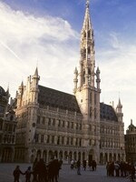 アンティークシルバーブローチ　世界遺産グランプラス　ベルギー　教会聖堂 アンティークシルバーブローチ 世界遺産グランプラス ベルギー 教会