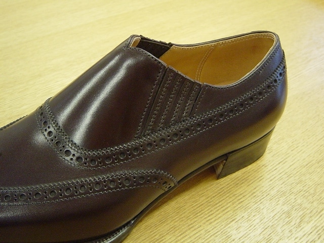 HIRO YANAGIMACHIの新作サイドエラスティックシューズ [男の靴