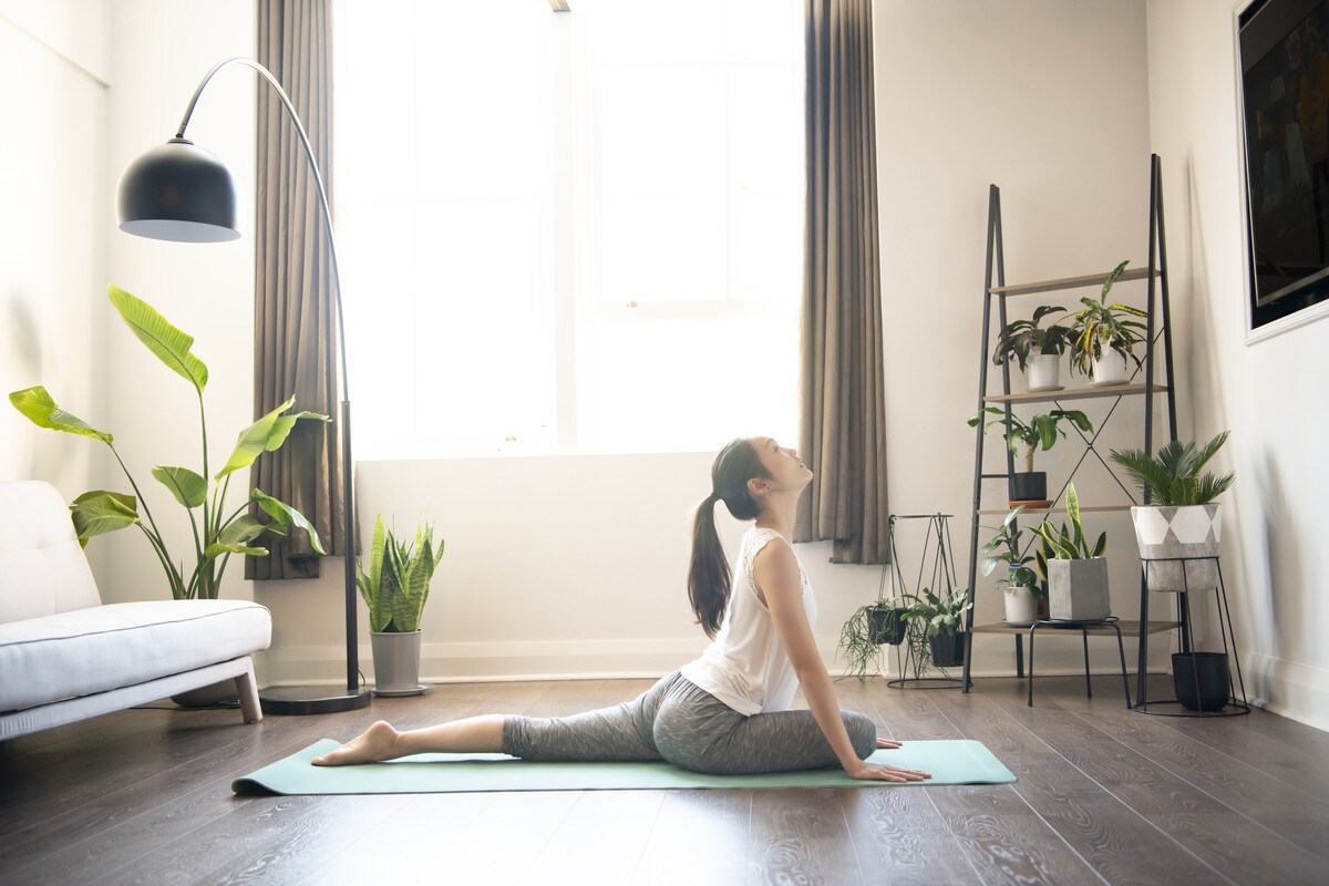 脚やせの運動で美脚になる！お家でできる太ももエクササイズ [足痩せ