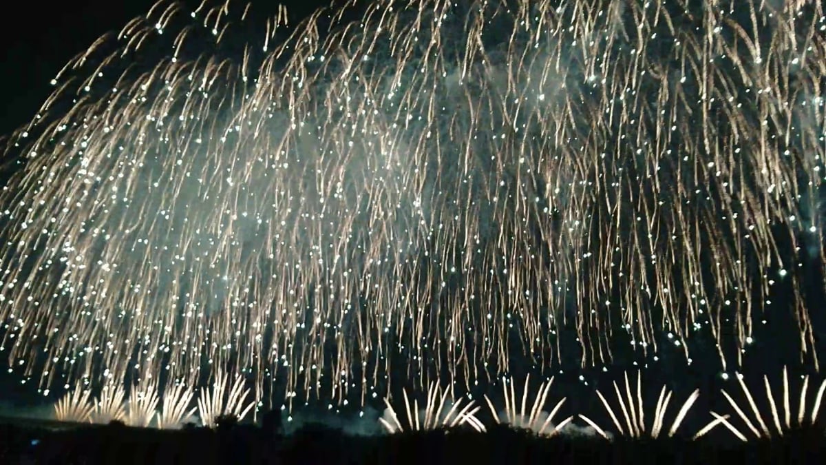 【Hello様専用】長岡花火　2024 8/2 3人分スターマインブロック指定席 長岡花火 2024⁄8⁄2(金) スターマインブロック指定席×2枚 A区画