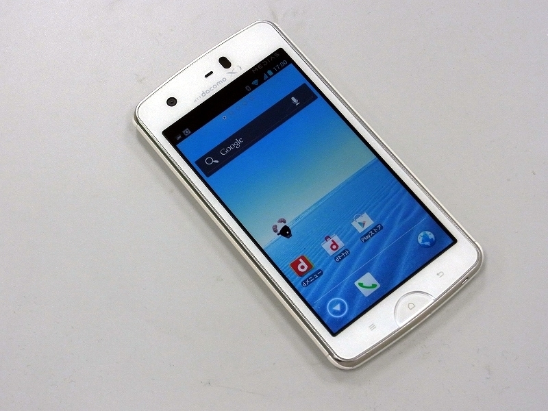 薄い！軽い！急速充電！ ドコモ MEDIAS X N-07D [携帯電話] All About