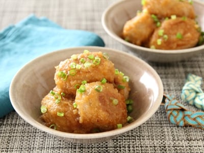 20分で簡単メインレシピ……根菜鶏つくねのおろし煮の作り方！