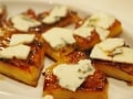 焼きパイナップルのブルーチーズのせ