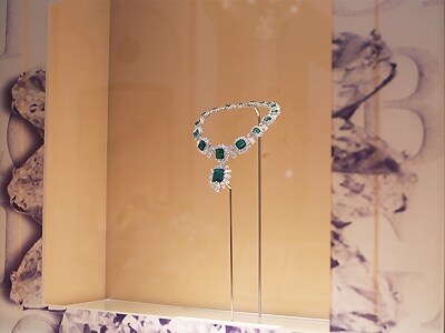 ブルガリ　本　銀座タワー5周年記念書籍　未使用品 BVLGARI - BVLGARI 本 非売品の通販 by mire's shop～｜ブルガリ
