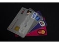 海外用のクレジットカードはサービスで決めよう