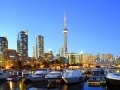 カナダ最大の都市トロントのランドマーク、CNタワー