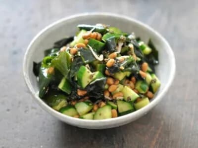 簡単納豆和えレシピ……春わかめをたくさん食べる！