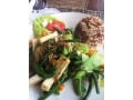 自家栽培の料理に舌鼓！『サリ・オーガニック』