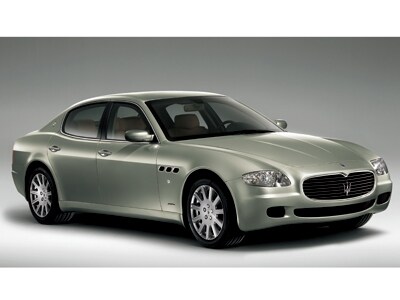 １つ！マセラティ、フェラーリ、ポルシェ 130420quattroporte_front.jpg