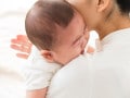 抱き癖が付く？赤ちゃんが抱っこしないと泣く理由が分からないママへ