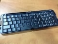 コンパクト！折りたたみ式ワイヤレスキーボード